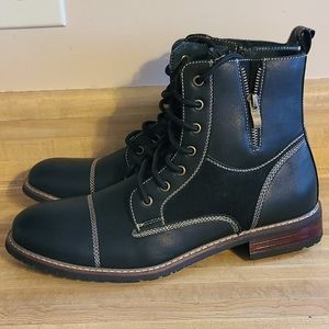 NWOB Ferro Aldo Andy Mens Ankle Black Boots